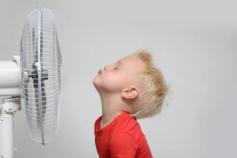 Fan and child