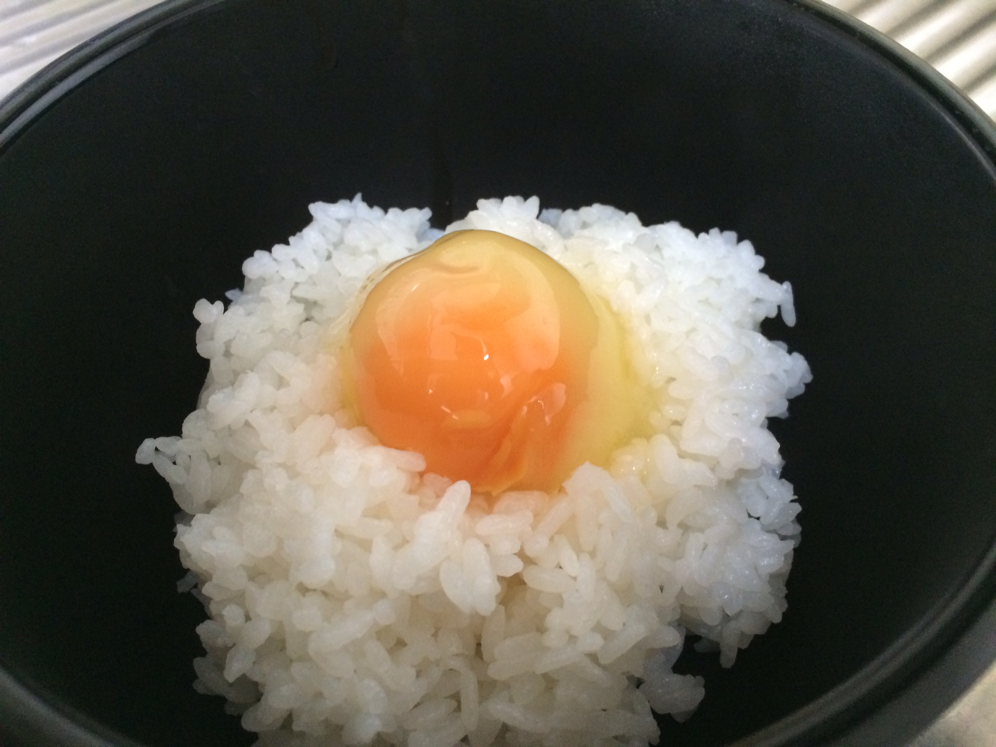 半熟卵のたまごかけご飯