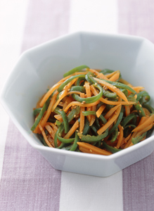 Green pepper and carrot namul
