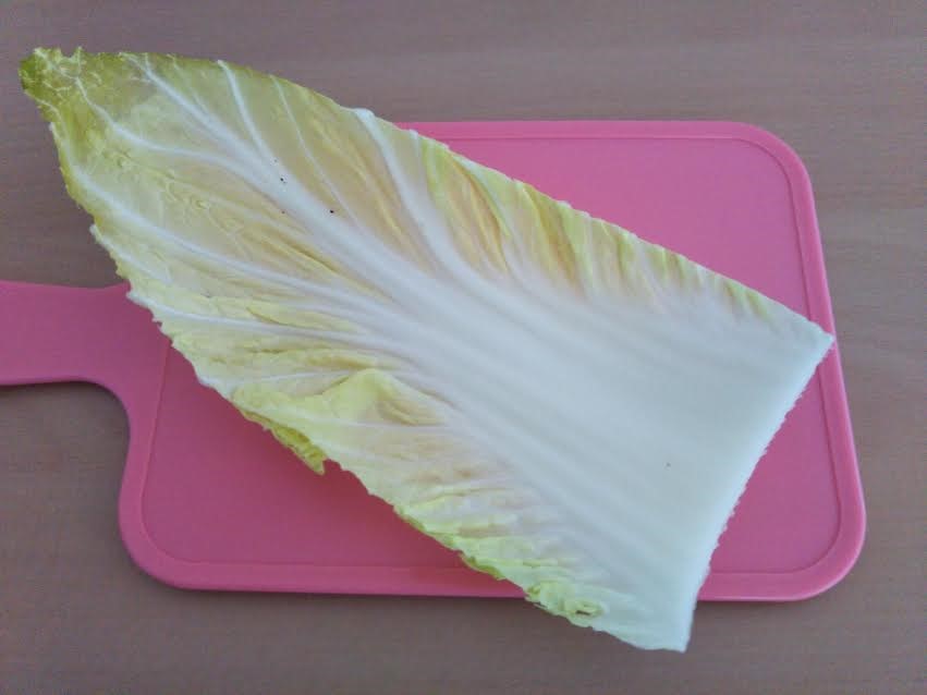 Wash and store Chinese cabbage