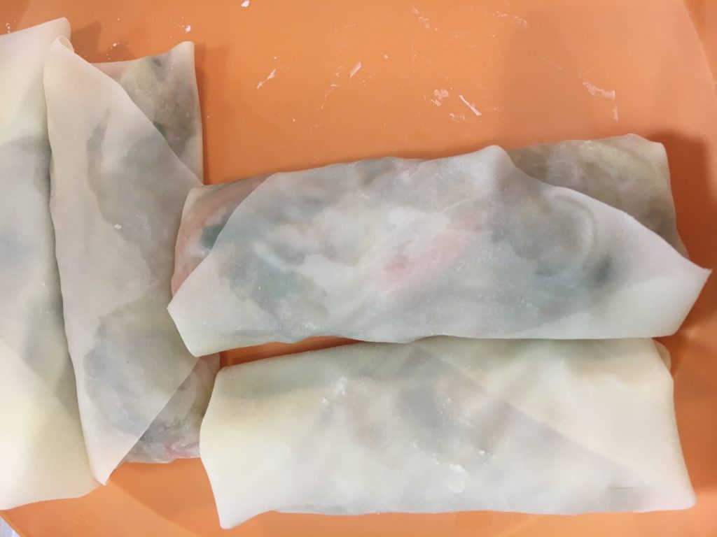 How to freeze spring rolls