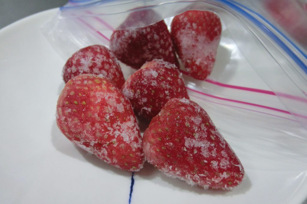 Freezing strawberries