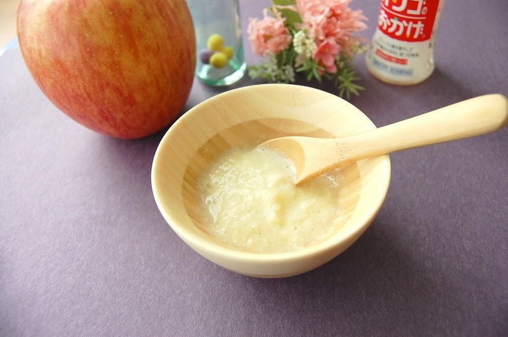 Mid-term baby food: Turnip and apple soy milk potage