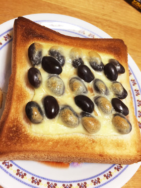 black bean toast