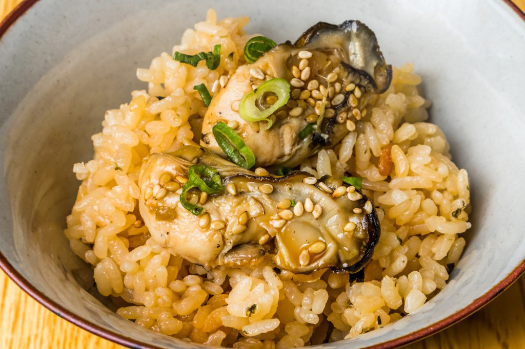 Oyster cooked rice