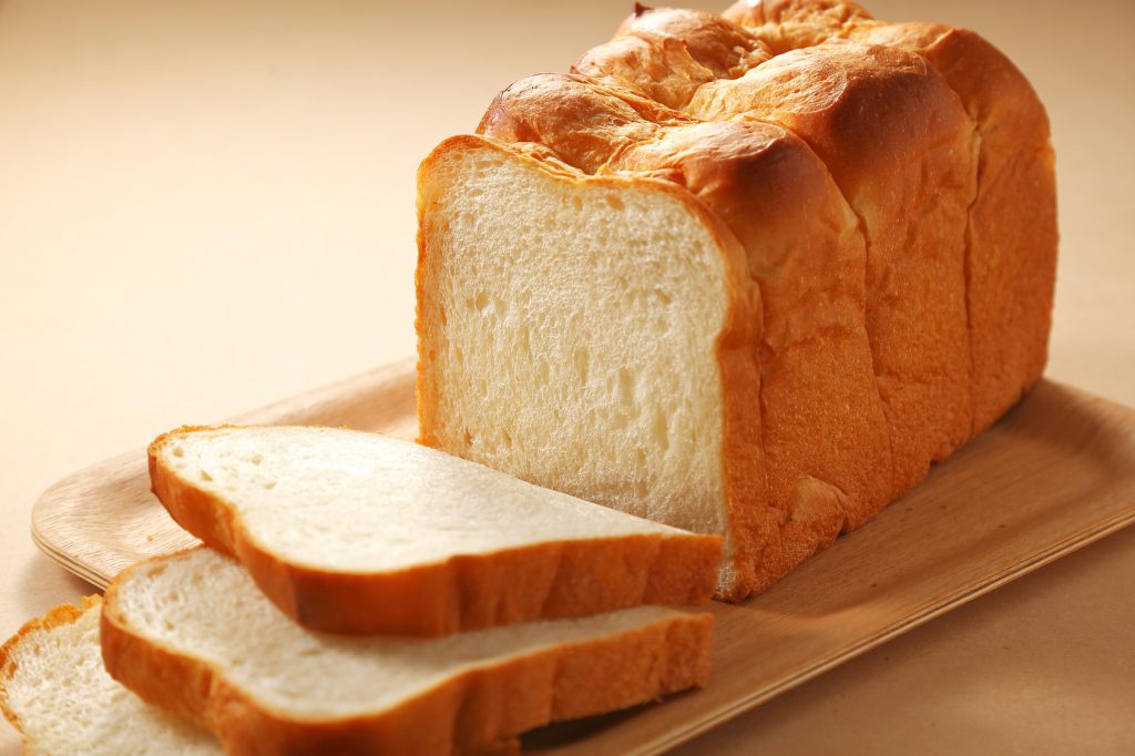 Preventing freezer burn on bread