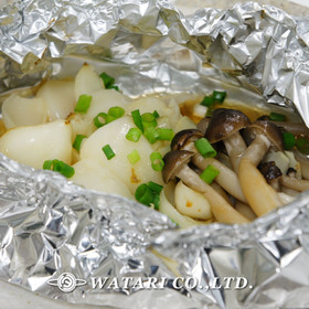 Grilled shimeji mushrooms in foil