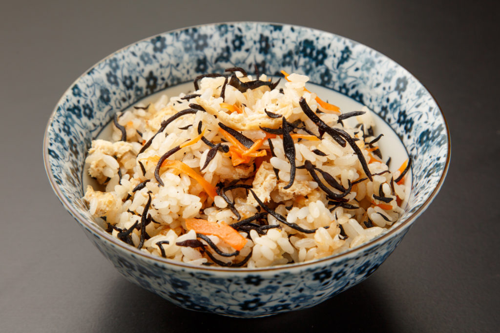 For beauty and health! Hijiki and ginger rice