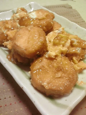 Sweet and spicy egg toji made with satsuma sweet potato tempura