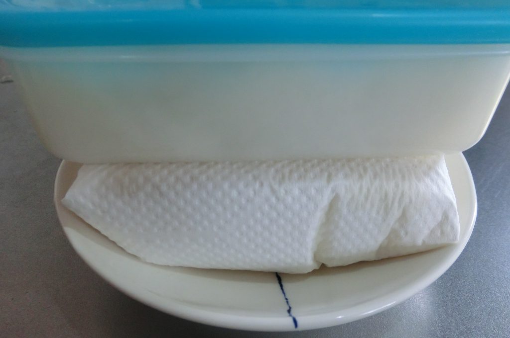 Remove moisture from tofu and store