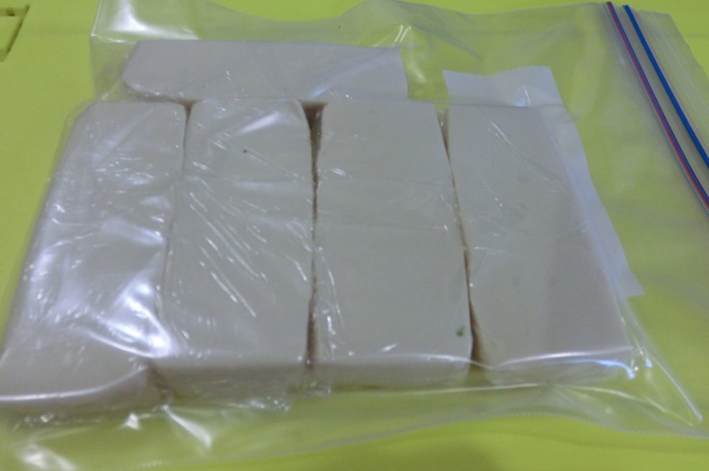 Store tofu by removing air