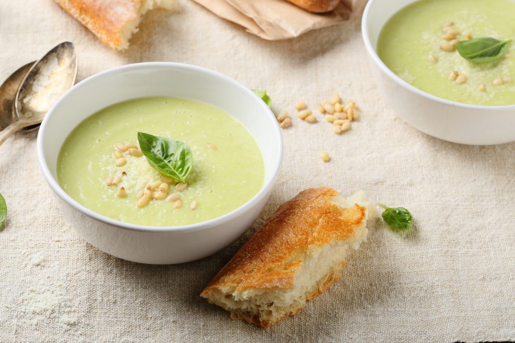 Even if you hate zucchini, you can still eat it! ? cold potage