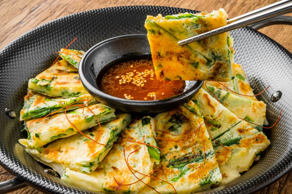 Spicy chive and green onion pancake
