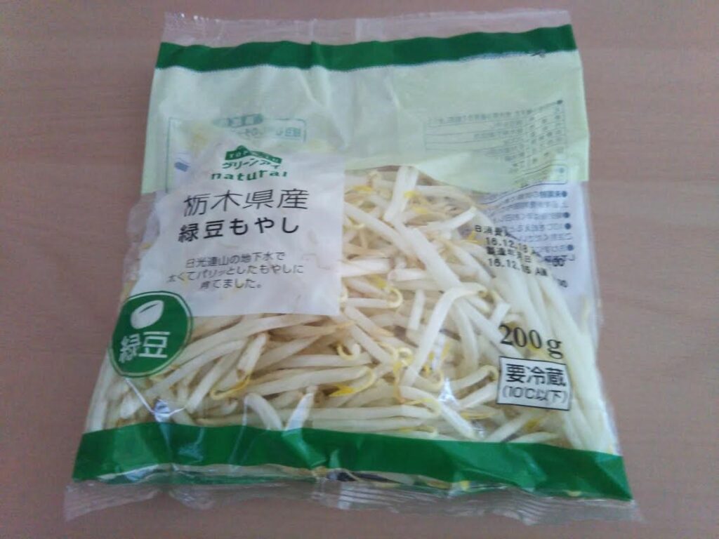 Storing bean sprouts in bags