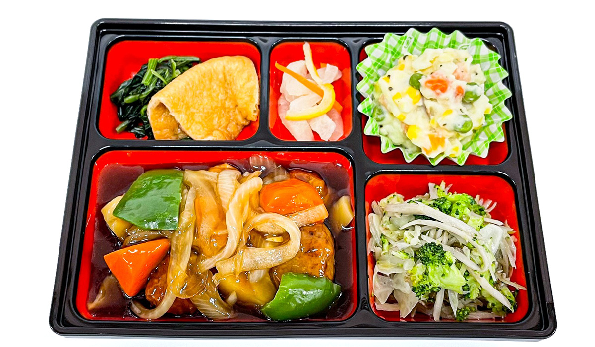 独自の流通網と冷凍技術を武器に。1日3万食の弁当製造現場から生まれる、浜の家の冷凍戦略