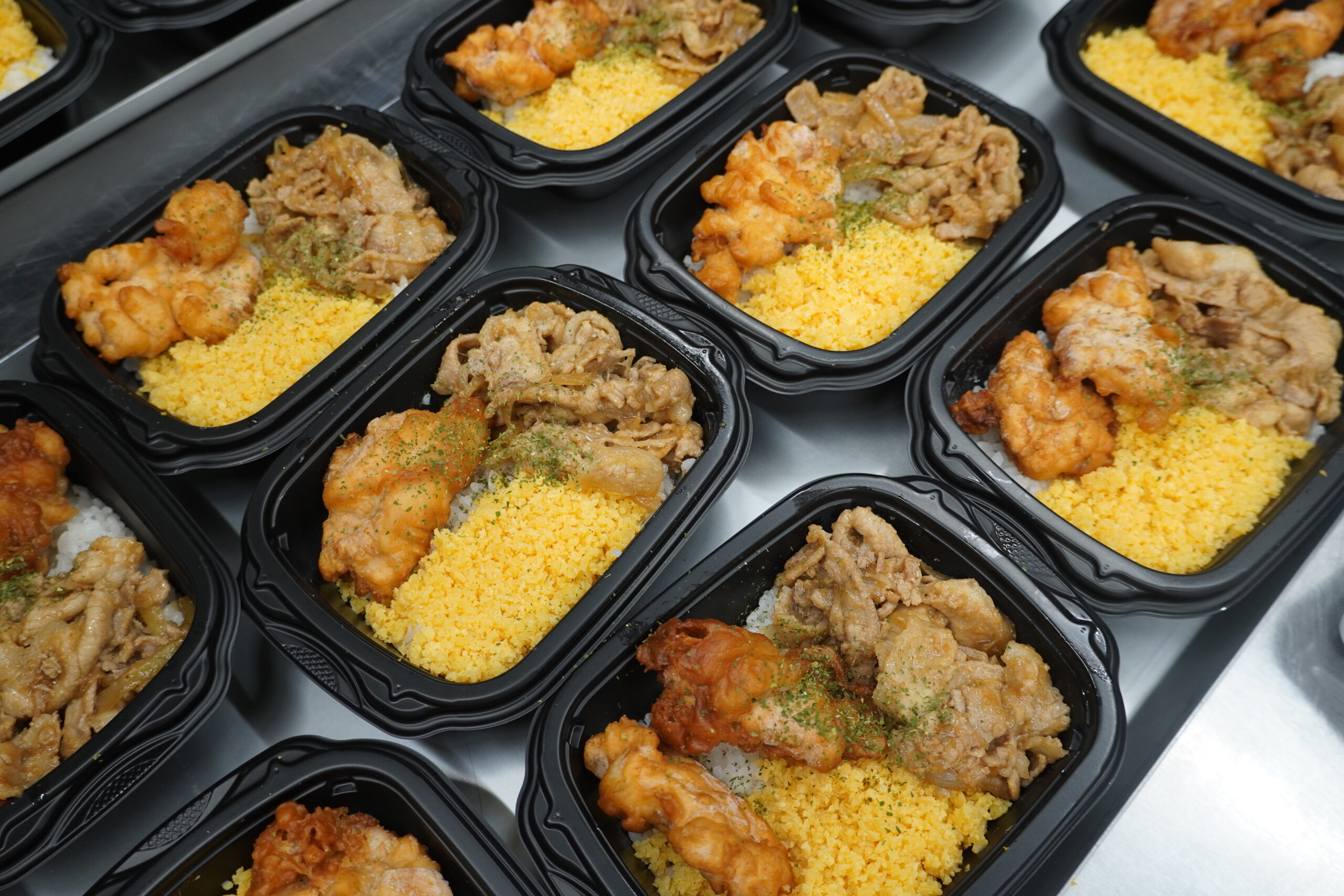 老舗洋食店「キッチンABC」が実践する、職人の味を守る冷凍活用